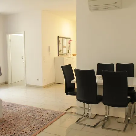 Isar Boardinghouse