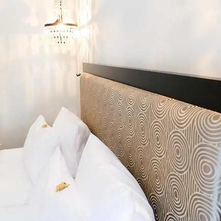 An Der Oper Hotel