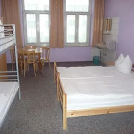 Central * Mnichov