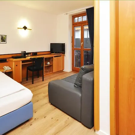 Hotel Waldperlach By Blattl Munich