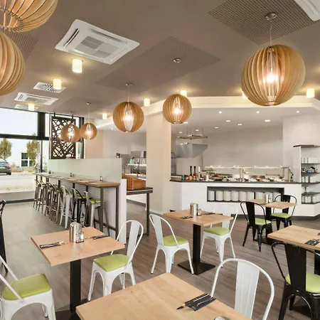 Super 8 By Wyndham West 3* Munich