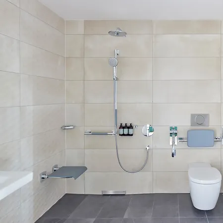 Schwan Locke Hotel 4*
