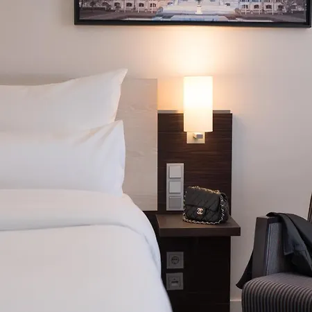 Mercure Süd Messe Hotel 4*