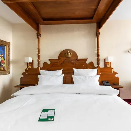 Hotel King's First München