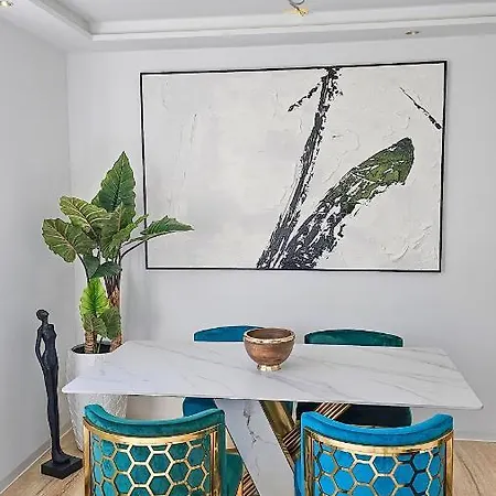 Luxus Neubau 65m² City Wohnung: R 아파트 뮌헨