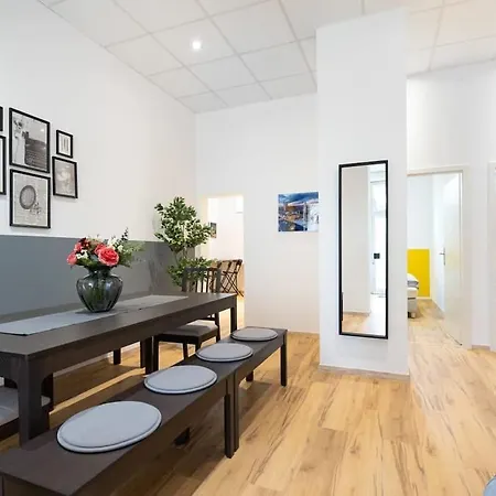 Big Near Rotkreuzplatz With 3 Bedroom For 12 Pax Apartamento Munique