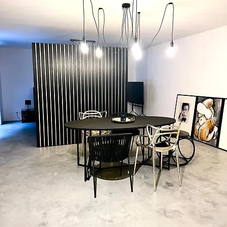 Apartment One Business 1