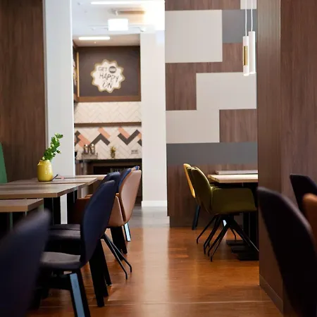 Hampton By Hilton Center East 3* Münih