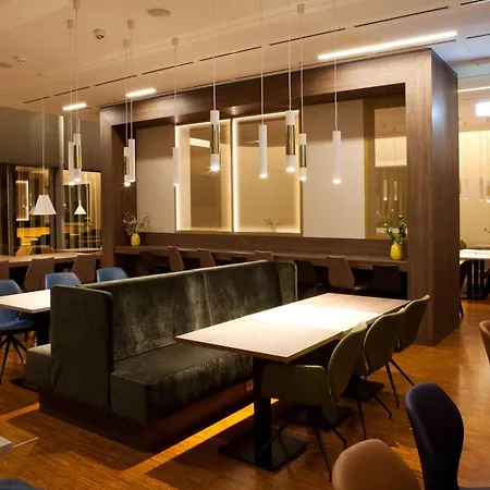 Otel Hampton By Hilton Center East Münih