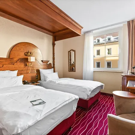 King's First Hotel 4*