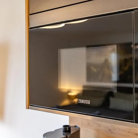 Sweethome - Super Zentral Und Modern, Kueche, Wifi Appartement Munich
