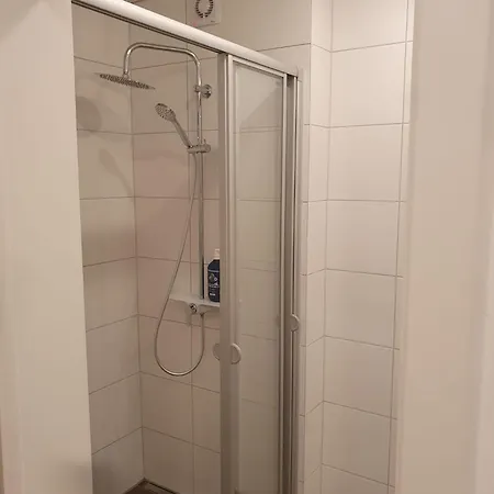 80m2 Garten-duplexwohnung In Altperlach 뮌헨