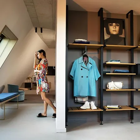 Miano & Bar Отель 3*