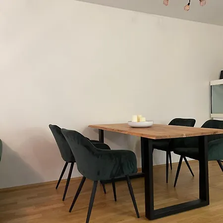 Luxury In * ميونيخ