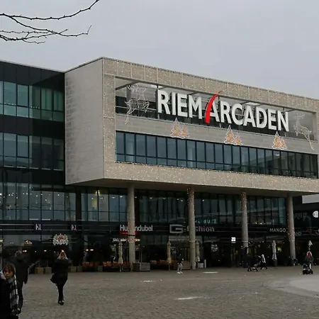 Serviced Muenchen-messe/g *