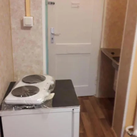Low Budget Hostel Rooms & Apartments Tub 19A Monaco di Baviera