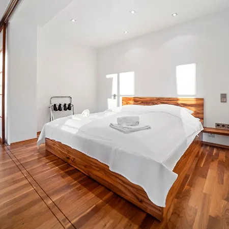 90m2 - 969 Sq Ft Of Luxury Apartman München