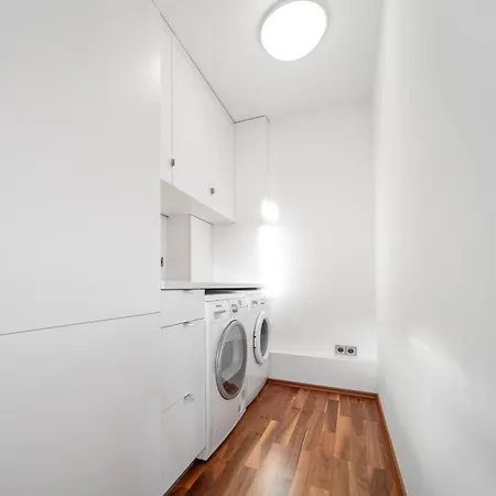 90m2 - 969 Sq Ft Of Luxury Apartman