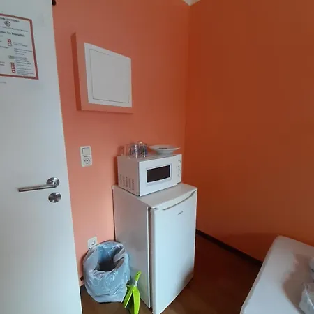 Hostel Budget Allach & Tub 19a *