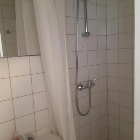 Budget Station Apartmenthostel Sen 14 *