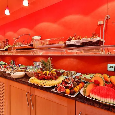 Np Wallis Hotel Mnichov