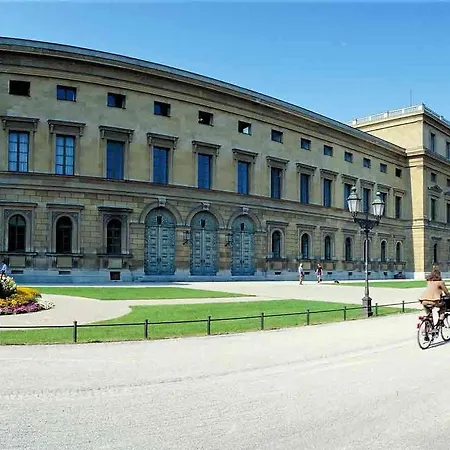 Mercure Süd Messe Hotel 4*