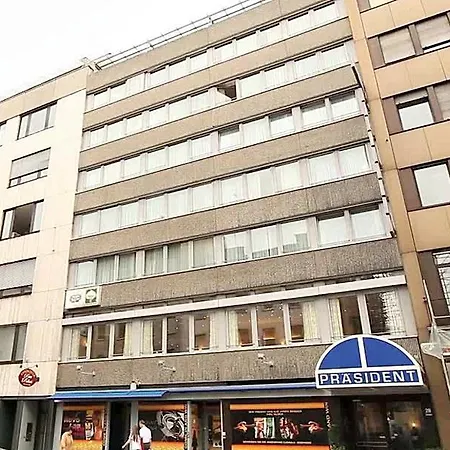 Superior Praesident Hotel Munich