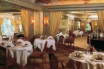 Koenigshof Hotell 5*