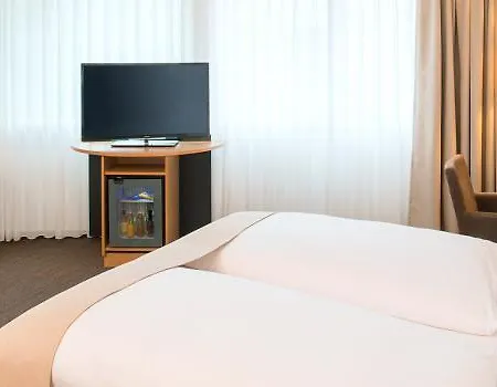호텔 Nh 메세 4*