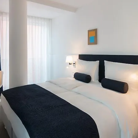 Bayer 89 Vi Vadi Hotell