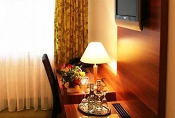 Hotel Np Wallis Mnichov