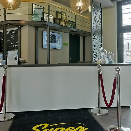 Super 8 By Wyndham West Hotel Munich