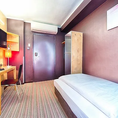 Leonardo Boutique Hotel