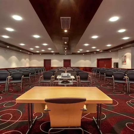 Mercure Süd Messe 4*