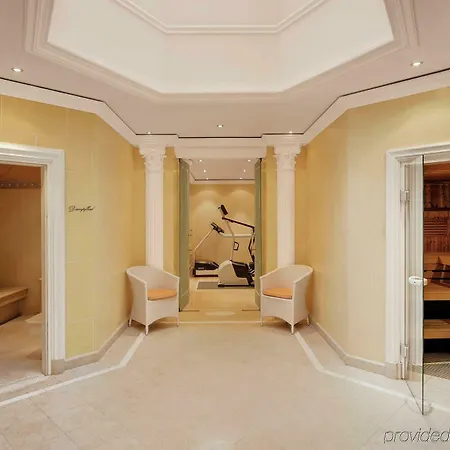 Hotell Koenigshof 5*