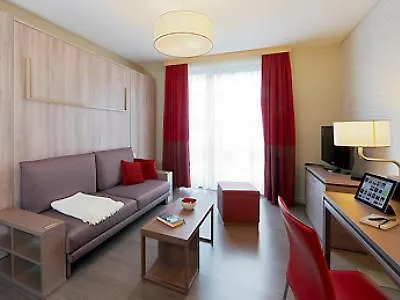 מלון דירות Adagio 4*