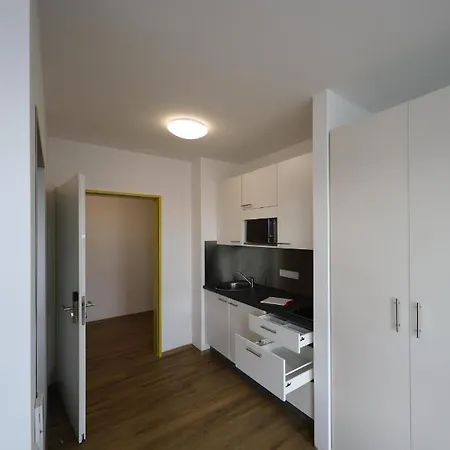 Aparthotel Ferienwohnung Am Campus Sdi