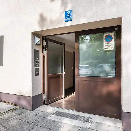 Apartment Marienplatz 2 Bedrooms Living Kitchen Munich
