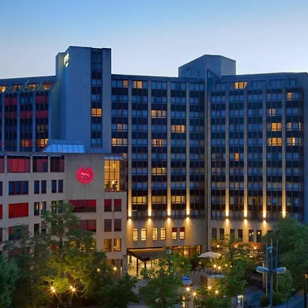 Otel Sheraton Westpark 4*
