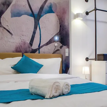 Lägenhet Homely 1 - Small And Cozy Self-check-in In