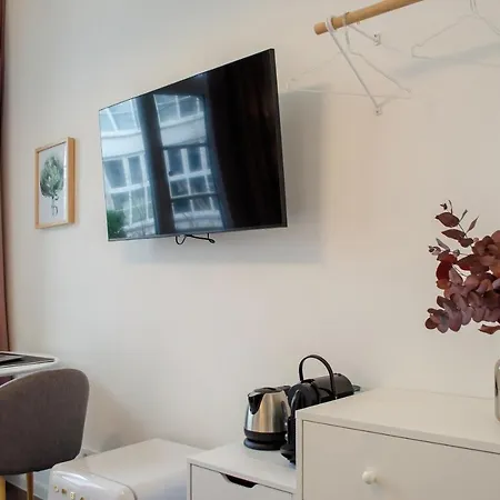 Homely 8 - Relaxed Self-check-in In Apartman