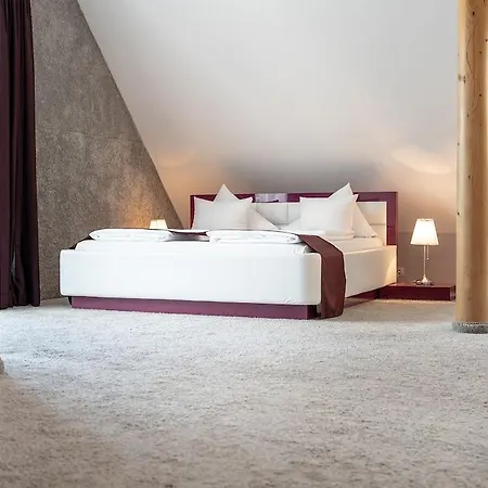 Empress Boutique Hotel