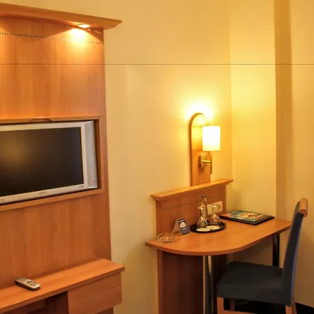 Daniel Hotel 3*