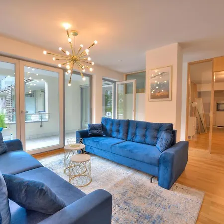 Appartement Zwei Im Stadtzentrum Mit Tiefgaragenplatz *