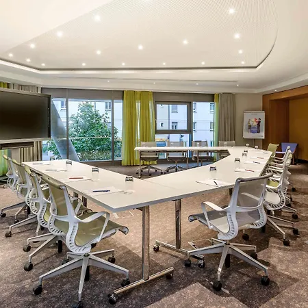 Novotel Arnulfpark Szálloda 4*