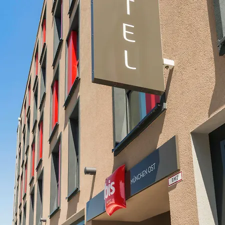 Ibis Ost Hotell