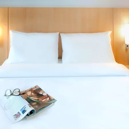 Ibis Sued 2*