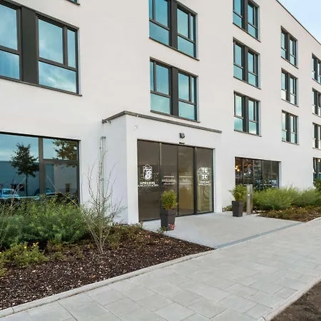 Super 8 By Wyndham North Hotel 3*