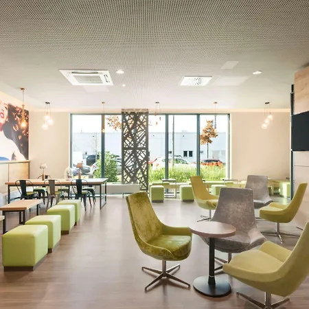 Super 8 By Wyndham North Hotel Monachium