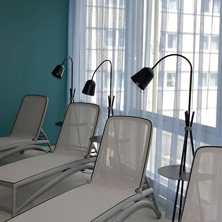 Centre By Ihg Hotel 4*